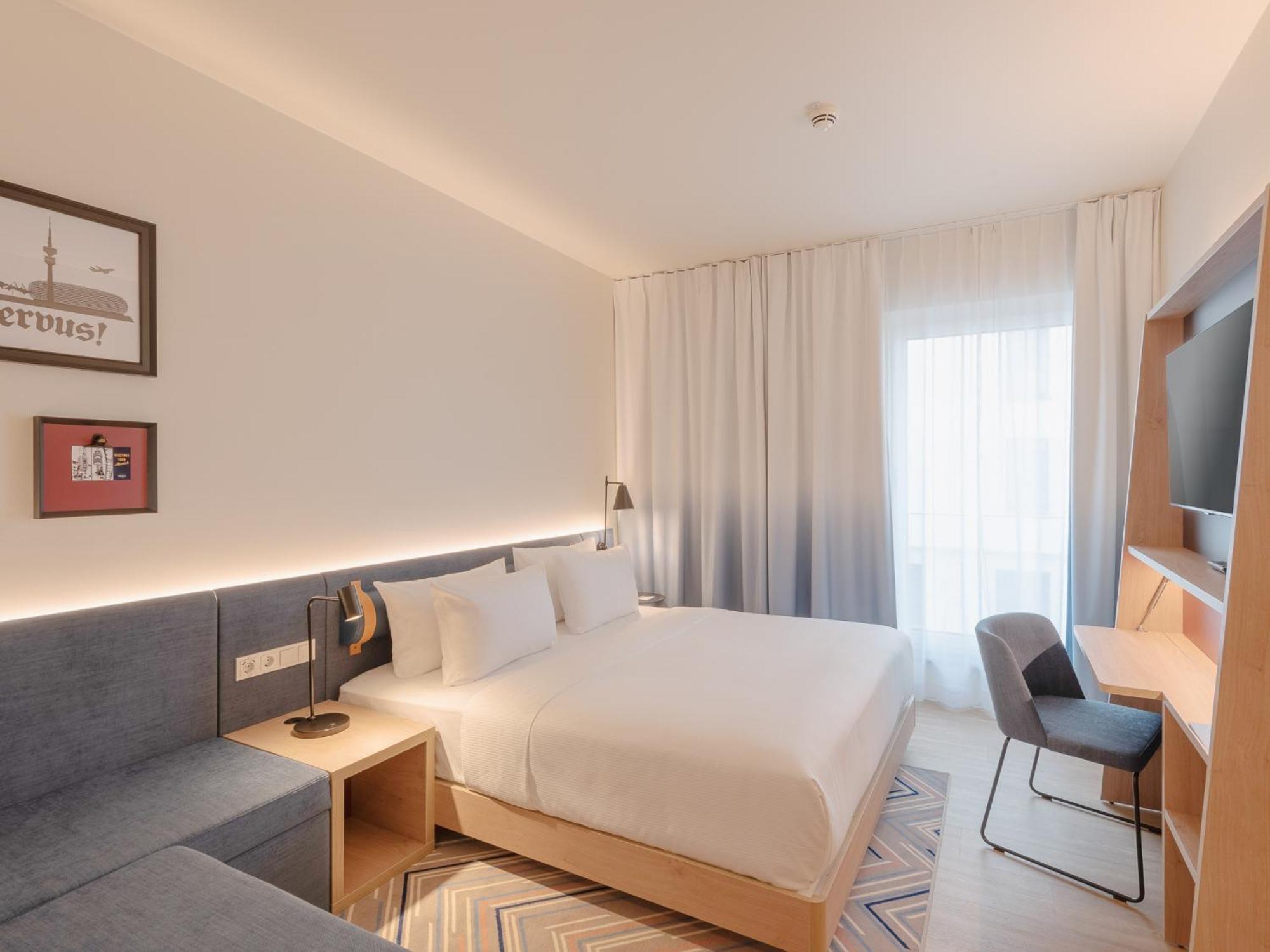Hampton By Hilton North