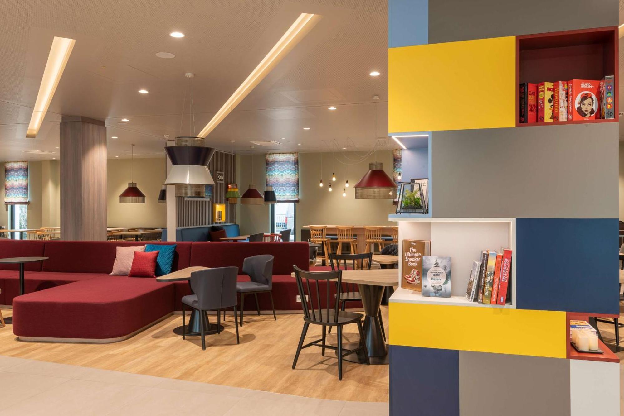 Hampton By Hilton North 3*
